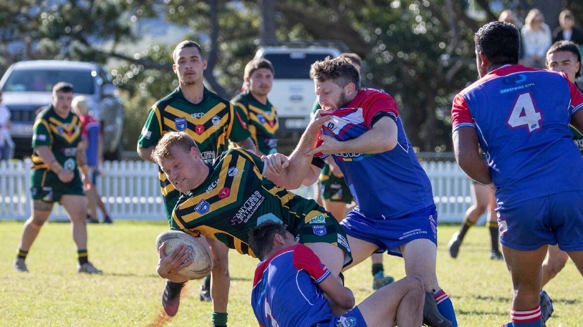 The Rays in a battle with Gerringong last season. Picture by Cam Brown's Photography