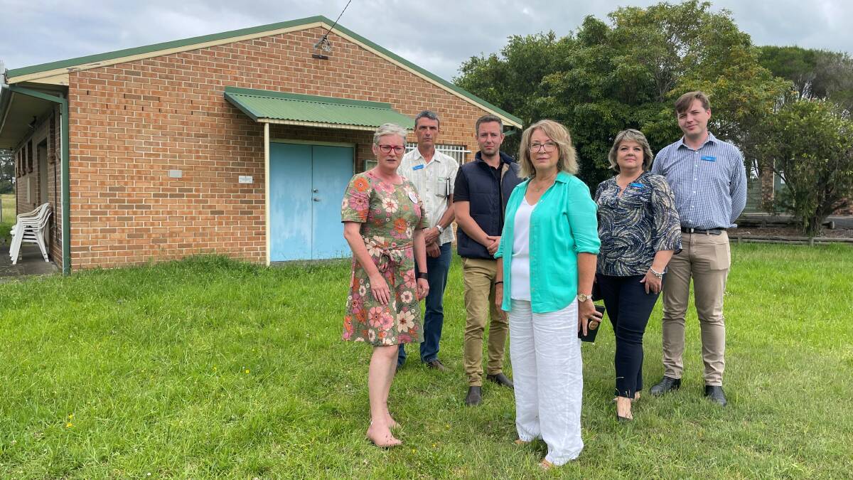 Sharon Evans (centre) with five of the six Shoalhaven City councillors who attended the Greenwell Point community meeting. The councillors offered to advocate on behalf of the Greenwell Point Village Hub. Picture by Jorja McDonnell