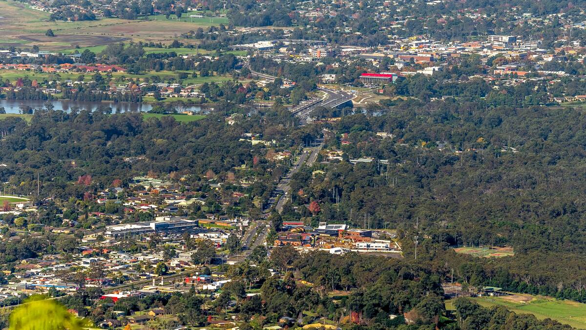 Photographer captures Nowra and Bomaderry from atop Cambewarra Mountain