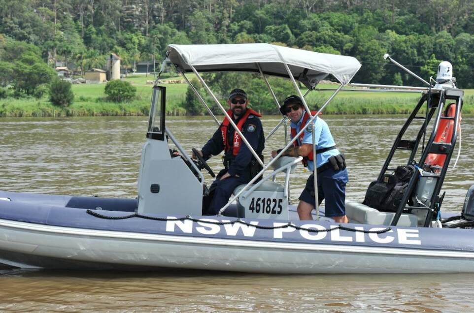 NSW Maritime officers checking boating safety in the Illawarra
