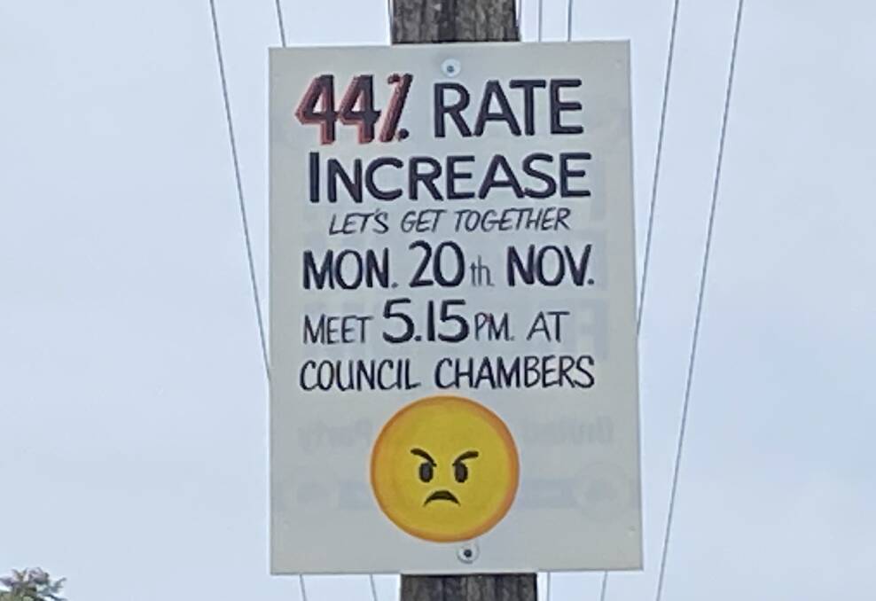 Signs in the community are calling for people to express their anger during the extraordinary Shoalhaven City Council meeting. Picture by Glenn Ellard.