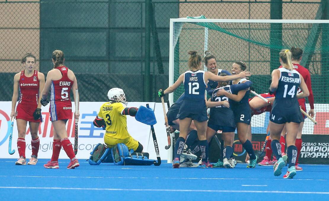 Kalindi Commerford (23) and her Hockeyroos celebrate a goal. Photo: WORLD SPORTS PICS
