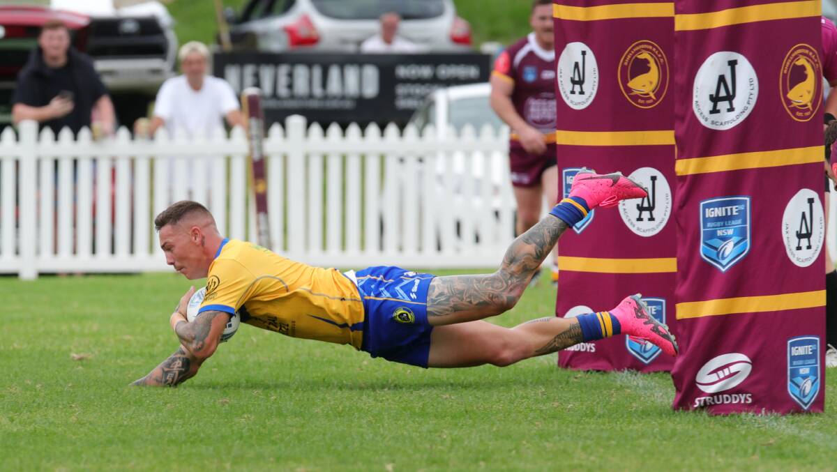 Warilla-Lake South Gorillas fullback Justin Jones doing what he does best, score tries. Picture by Sylvia Liber