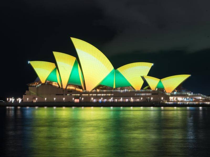 The Sydney Opera House generates billions of dollars for the economy each year, a report highlights. (Flavio Brancaleone/AAP PHOTOS)